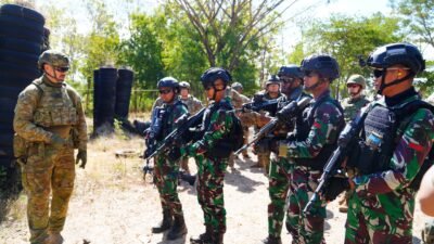 Latihan menembak dalam Latgab Garuda Shield