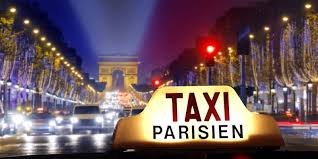Pengemudi taksi kota Paris menuntut ke pemerintah agar diberi ganti rugi